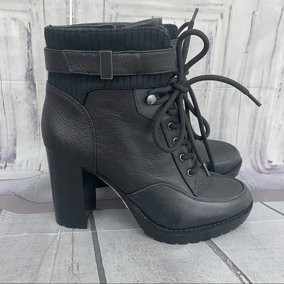 Antonio Melani Size 7.5M 7.5 Black Leather Lace Up Chunky Ankle Booties Zip - Picture 11 of 15